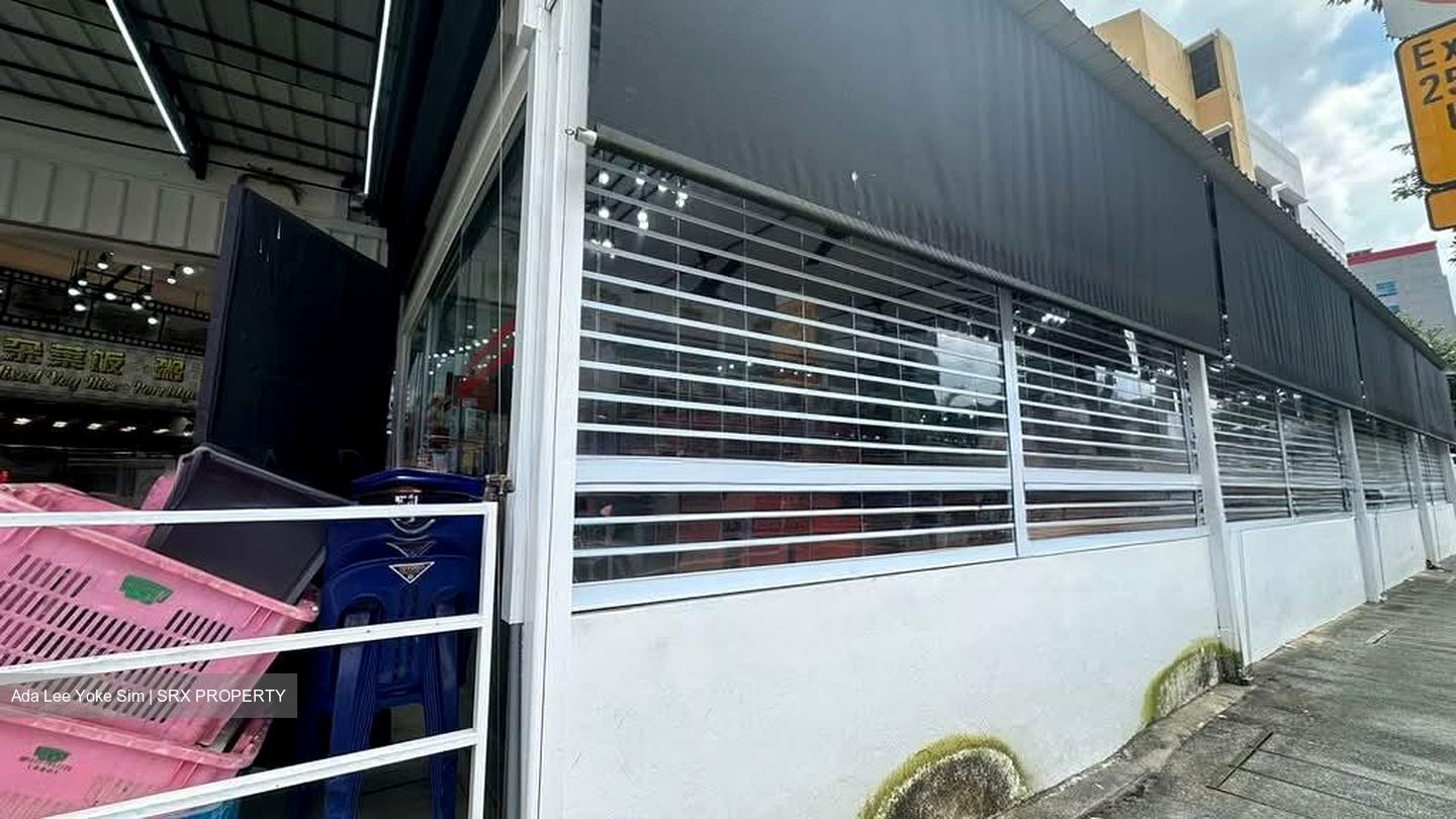 Upper Paya Lebar Road (D19), Shop House #578607661